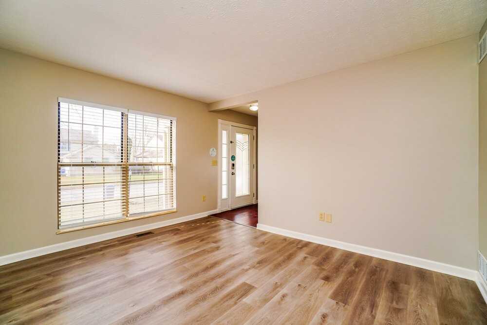 405 Hearthstone Dr - Photo 6 of 18