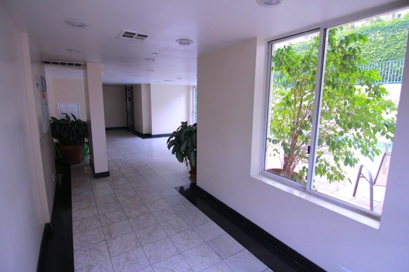 939 Palm Ave #306 - Photo 6 of 15