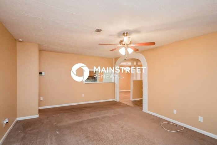 1912 Singer Way - Photo 7 of 16