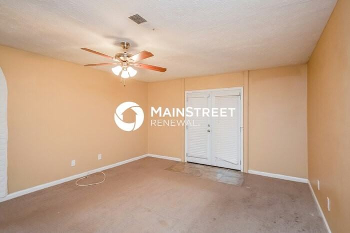 1912 Singer Way - Photo 7 of 16