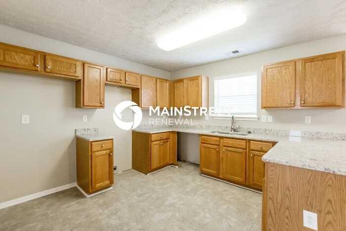 2419 Napa Valley Dr - Photo 5 of 15