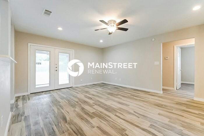 3623 Softcloud Dr - Photo 4 of 16