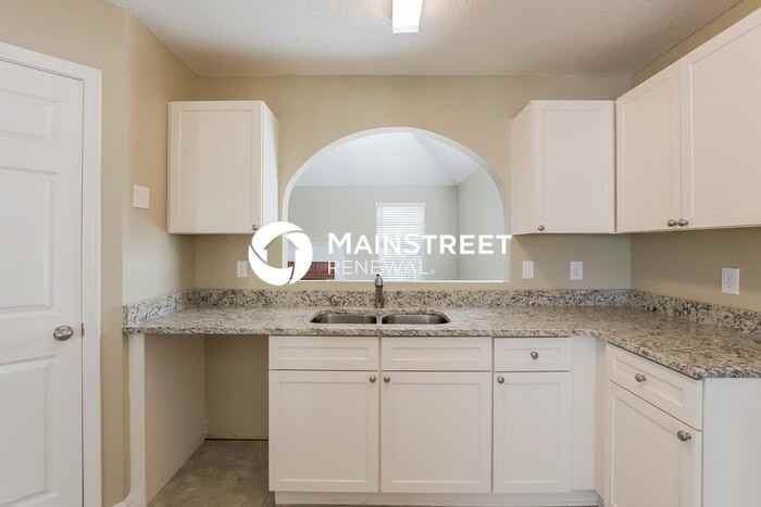 4064 Mistymorn Ln - Photo 5 of 15