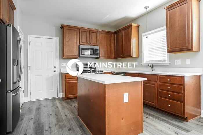 515 Barrette Ln - Photo 5 of 17