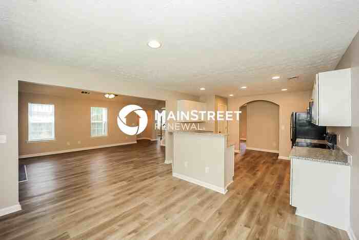 8227 Milam Loop - Photo 7 of 17