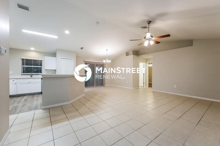 2904 Wanda Ave S - Photo 2 of 16