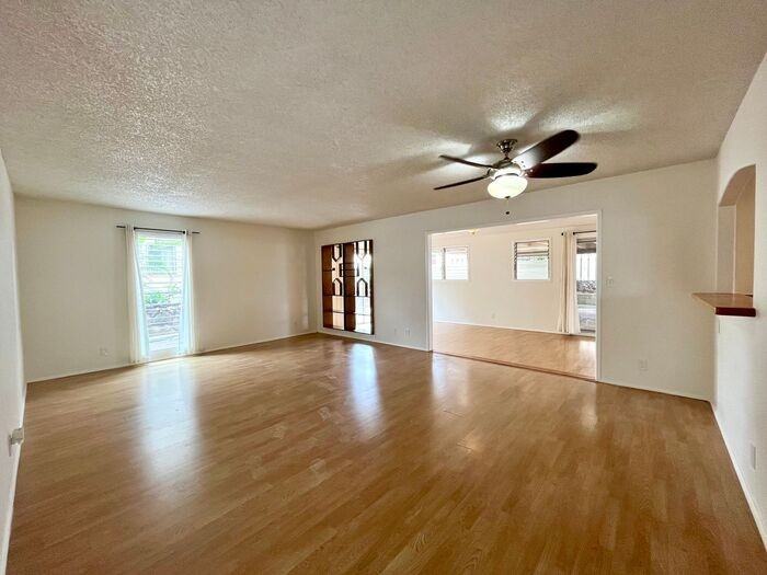 94-416 Hokulewa Pl - Photo 2 of 16