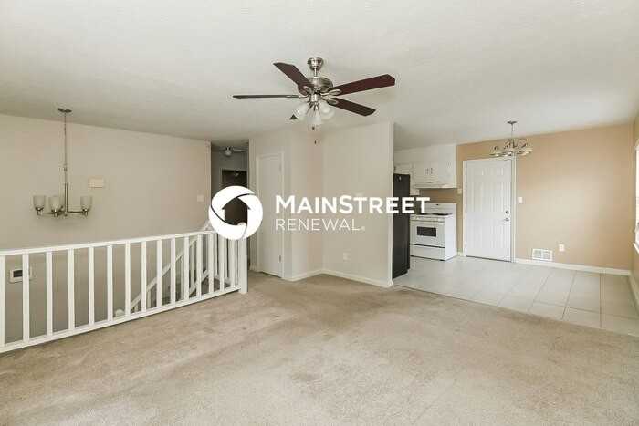 7025 Winkfield Pl - Photo 4 of 16