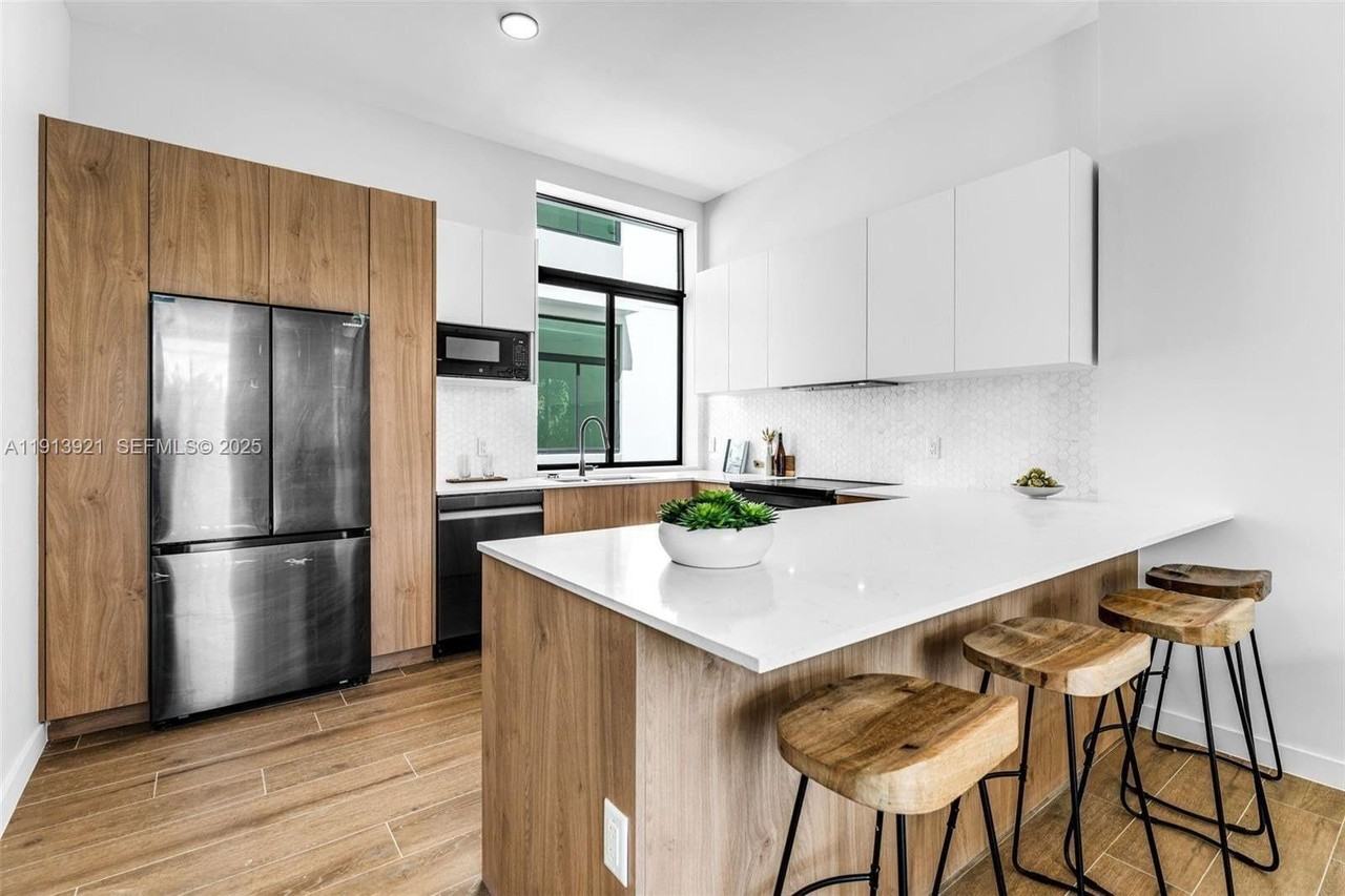 NE 61st St & NE 5th Ave - Photo 6 of 22