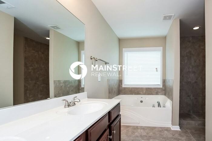 2729 Palmview Ct Sw - Photo 7 of 15