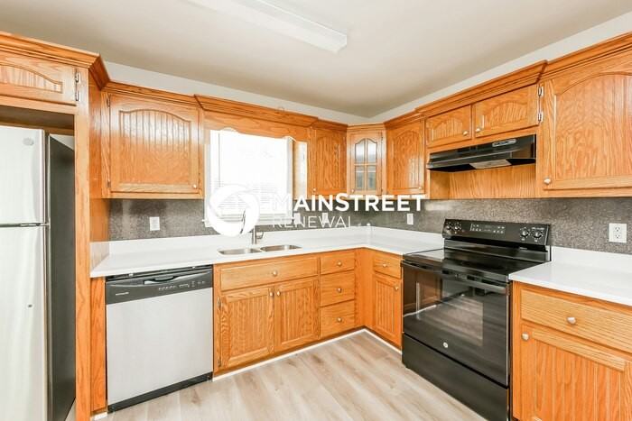 810 S Hillcrest Rd - Photo 6 of 17