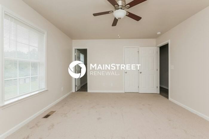 810 S Hillcrest Rd - Photo 7 of 17