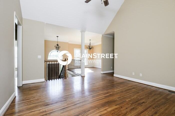 255 Hawks Bend Ln - Photo 5 of 16