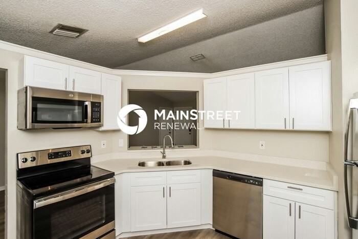 410 La Coco St Sw - Photo 7 of 16