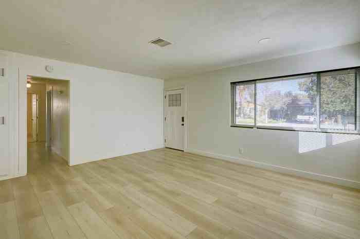 1021 Marion Ave #1 - Photo 4 of 13