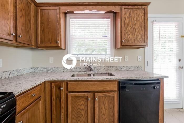 133 Danville Trl - Photo 7 of 16