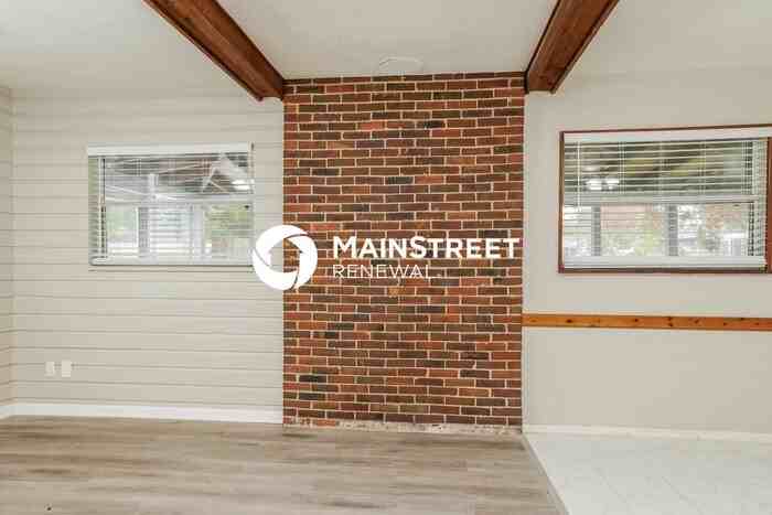 1010 N Lavon Ave - Photo 5 of 16