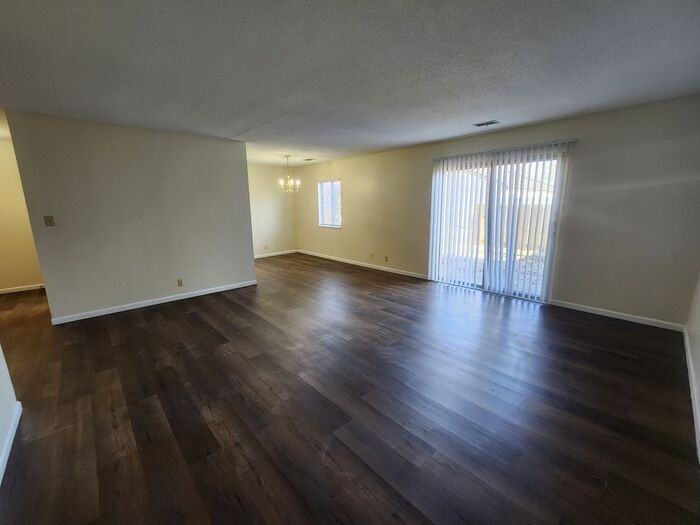 400 S 29th St #F - Photo 6 of 12