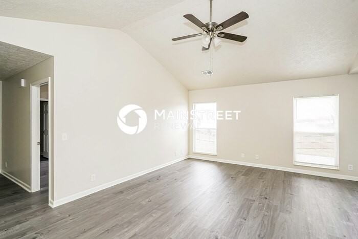 1933 Grants Pass - Photo 2 of 18