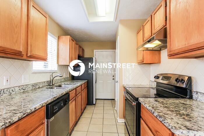 16146 Coyridge Ln - Photo 7 of 16