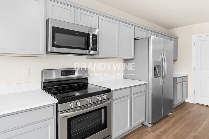 979 Hayston Way - Photo 7 of 43