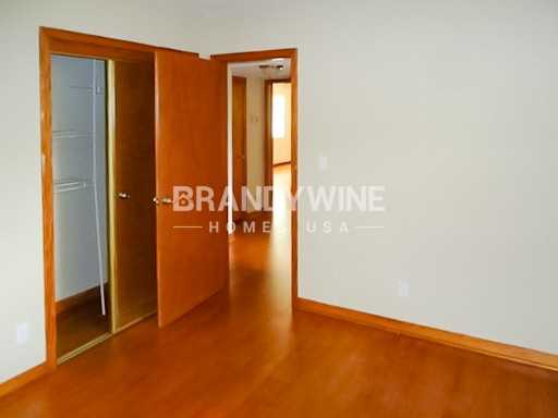 2454 Buttonwood Dr - Photo 6 of 11