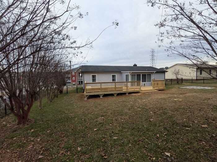 2645 2nd St Ne - Photo 2 of 12