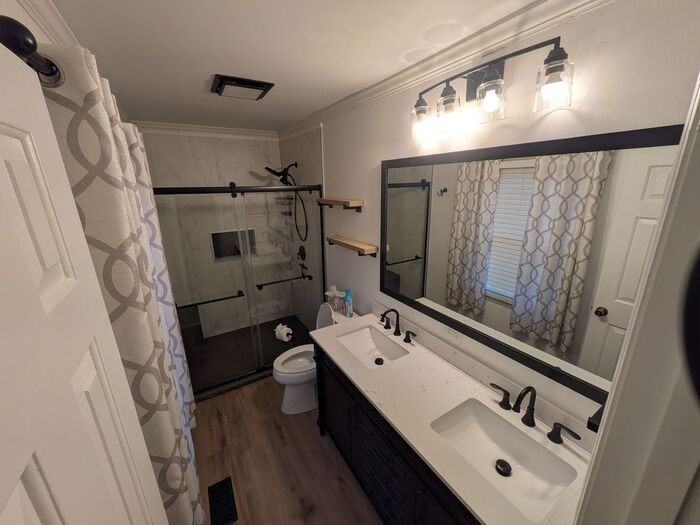 2645 2nd St Ne - Photo 7 of 12