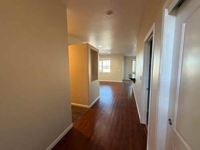 2485 Makenna Dr - Photo 3 of 31