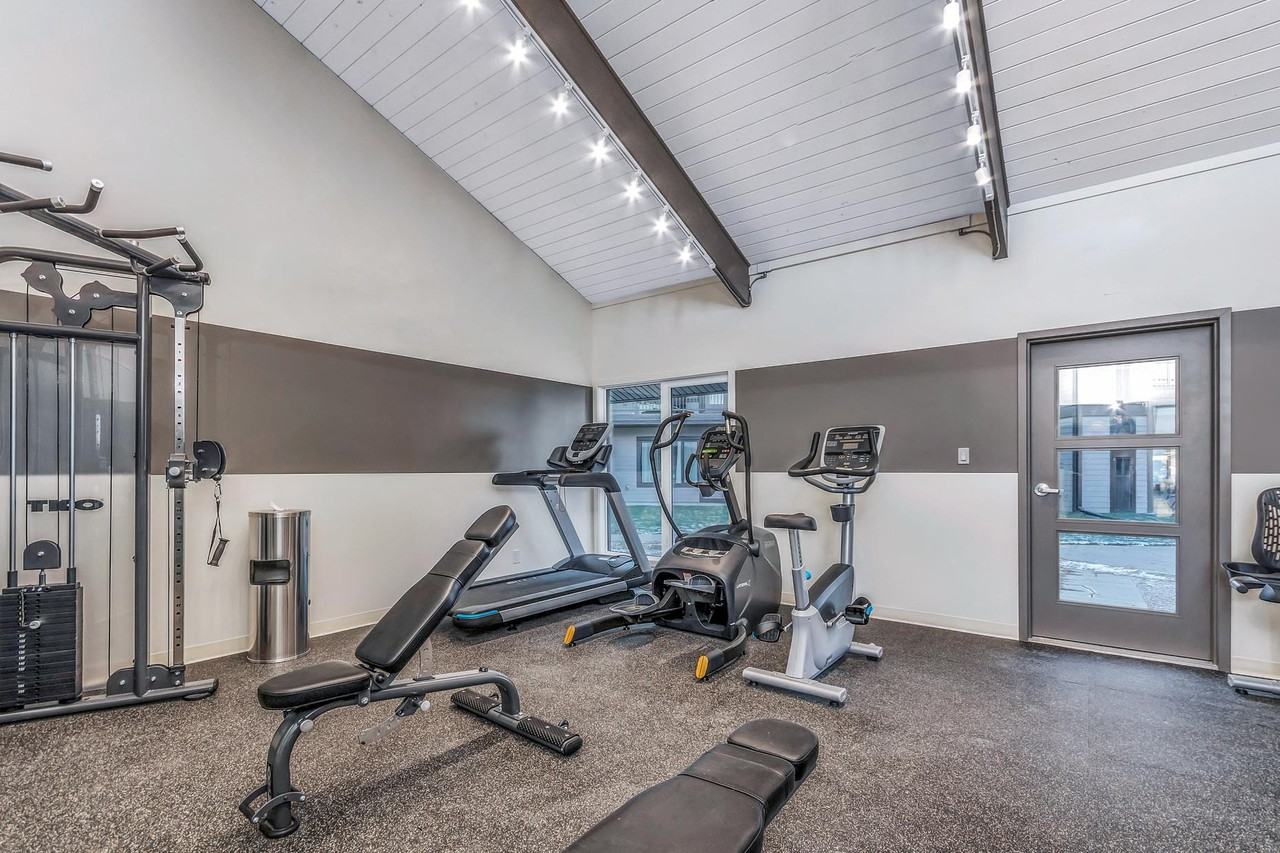 Greenbriar Apartments - Photo 7 of 9