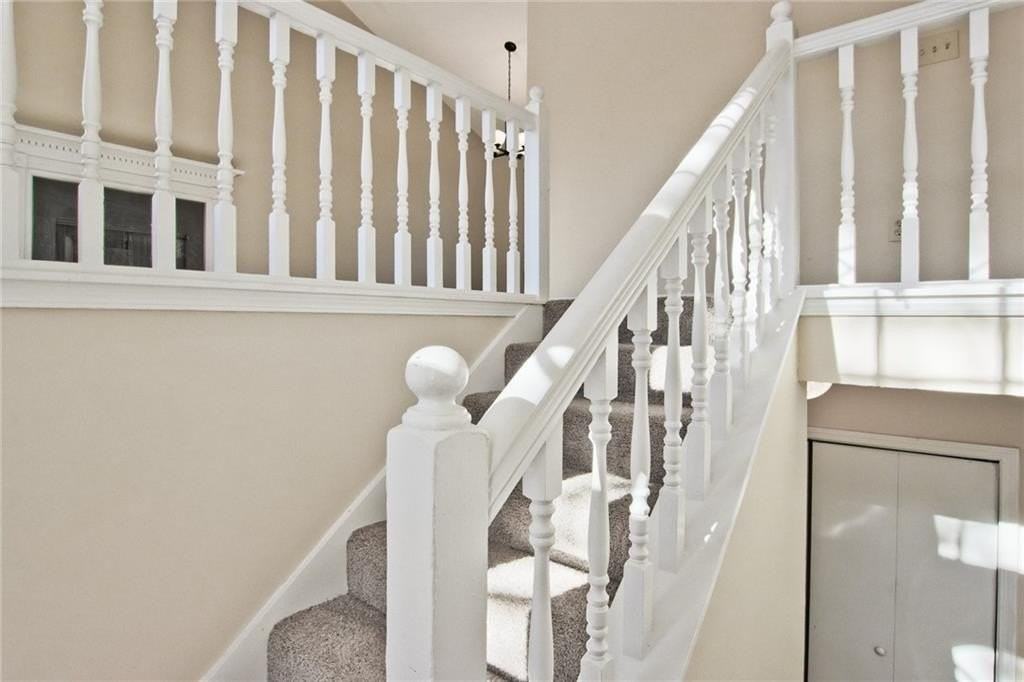 3657 River Ridge Ct - Photo 6 of 36