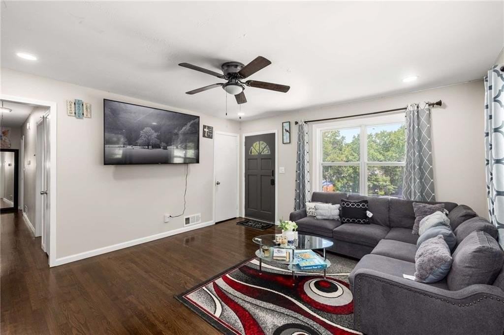 4317 Brookside Dr - Photo 6 of 25