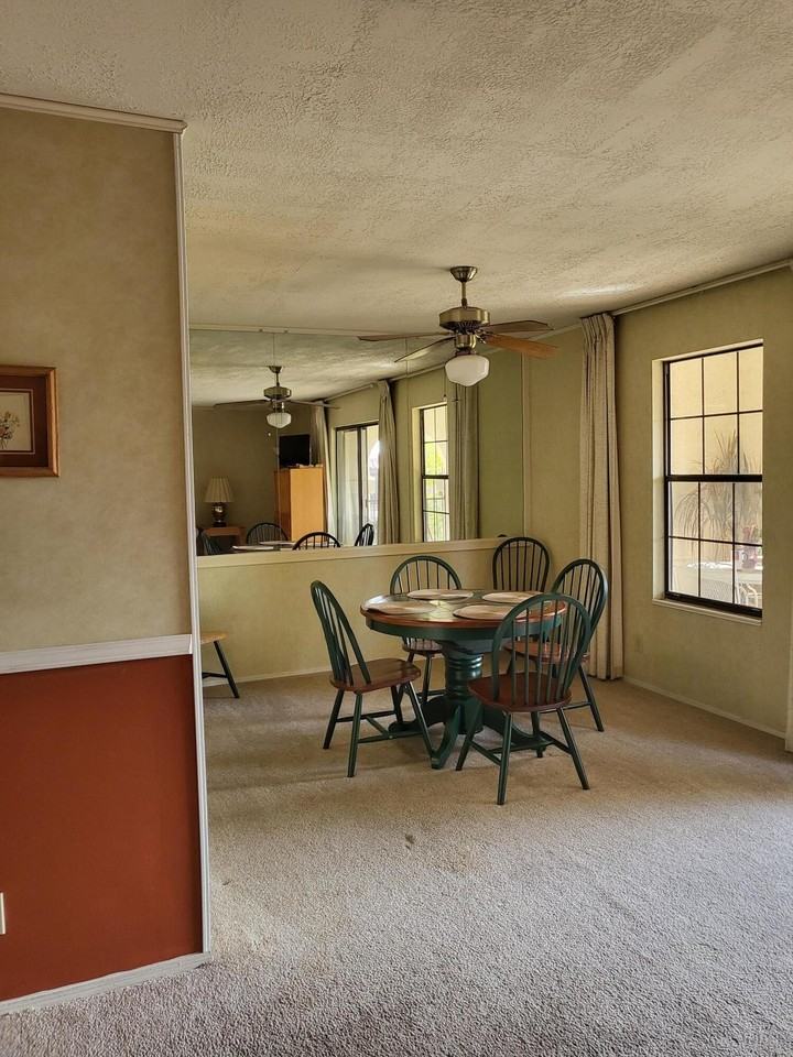 801 Country Club Dr Se Apt 2c #2C - Photo 5 of 16