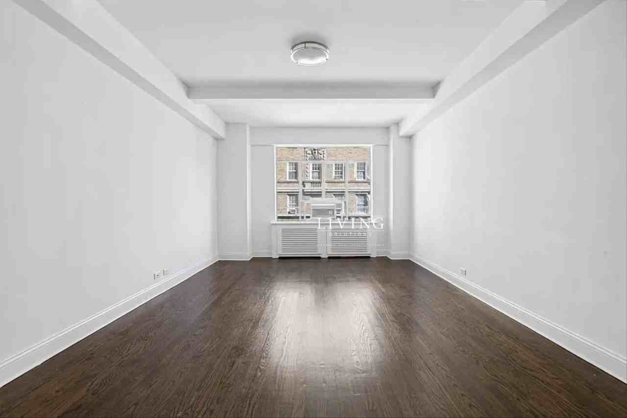 5th Ave #03A - Photo 3 of 8