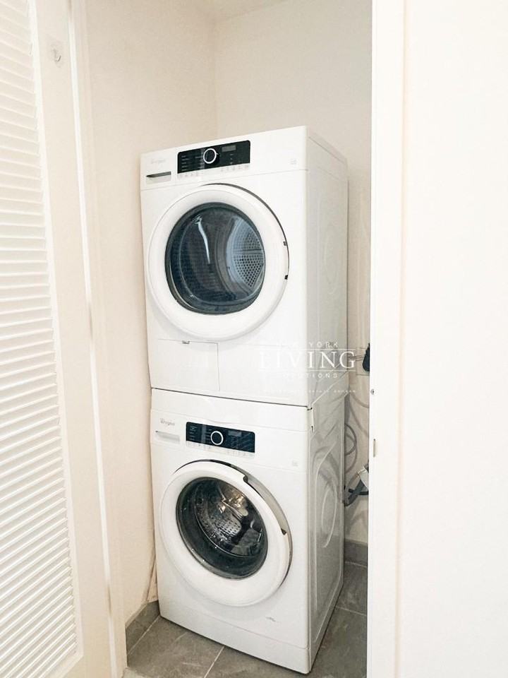 Ocean Dr #3F - Photo 7 of 16