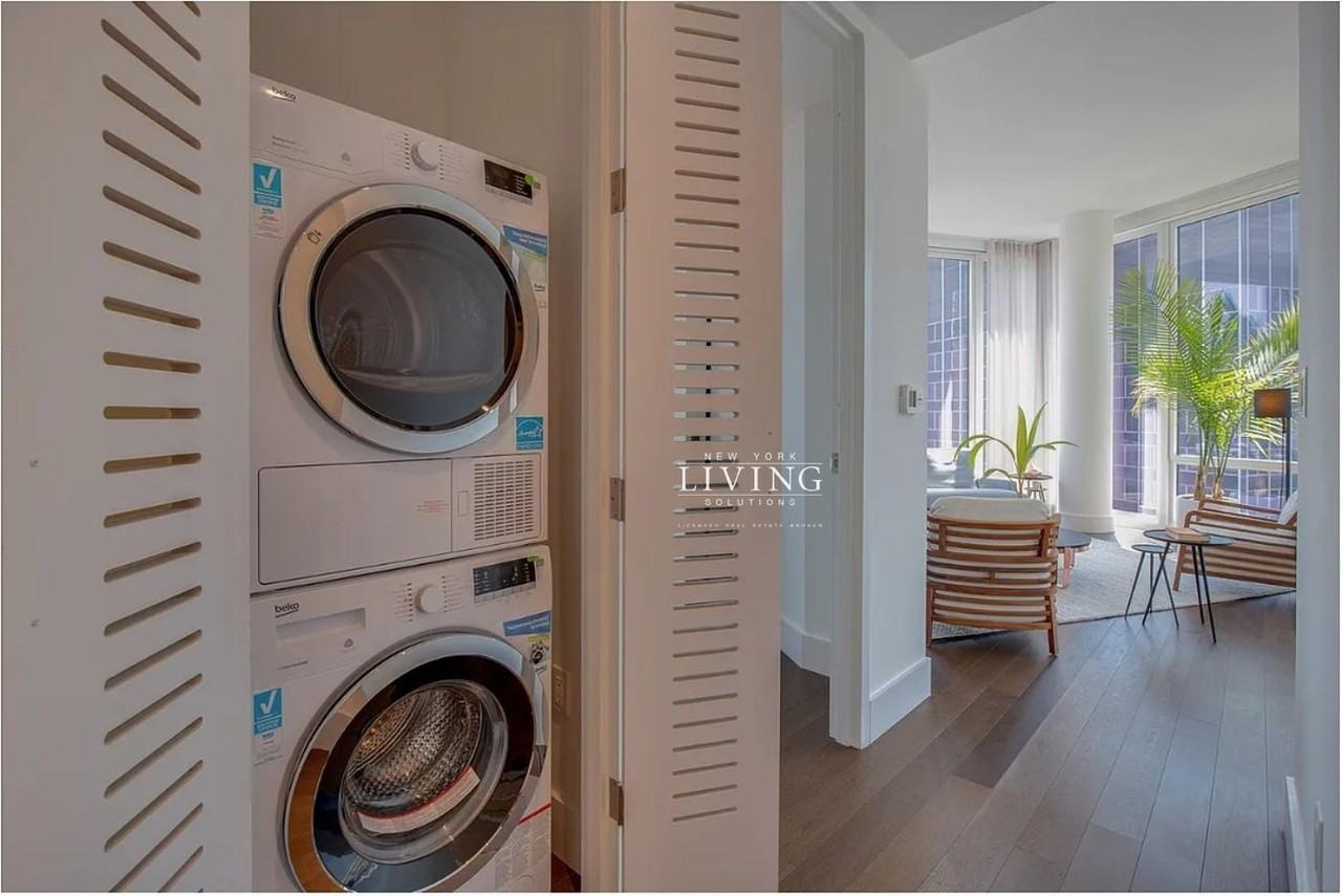 E 44th St #16E - Photo 6 of 15