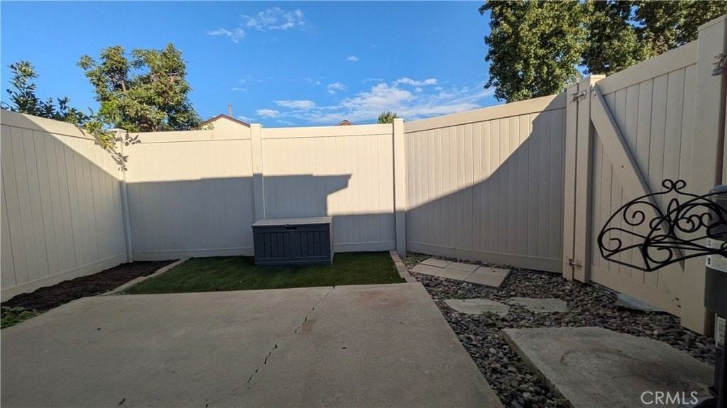 1637 English Pl #B - Photo 2 of 30