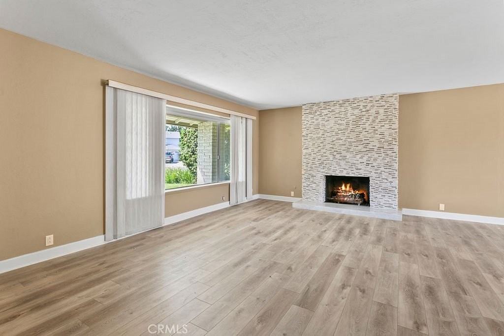 24722 Pallas Way - Photo 6 of 33