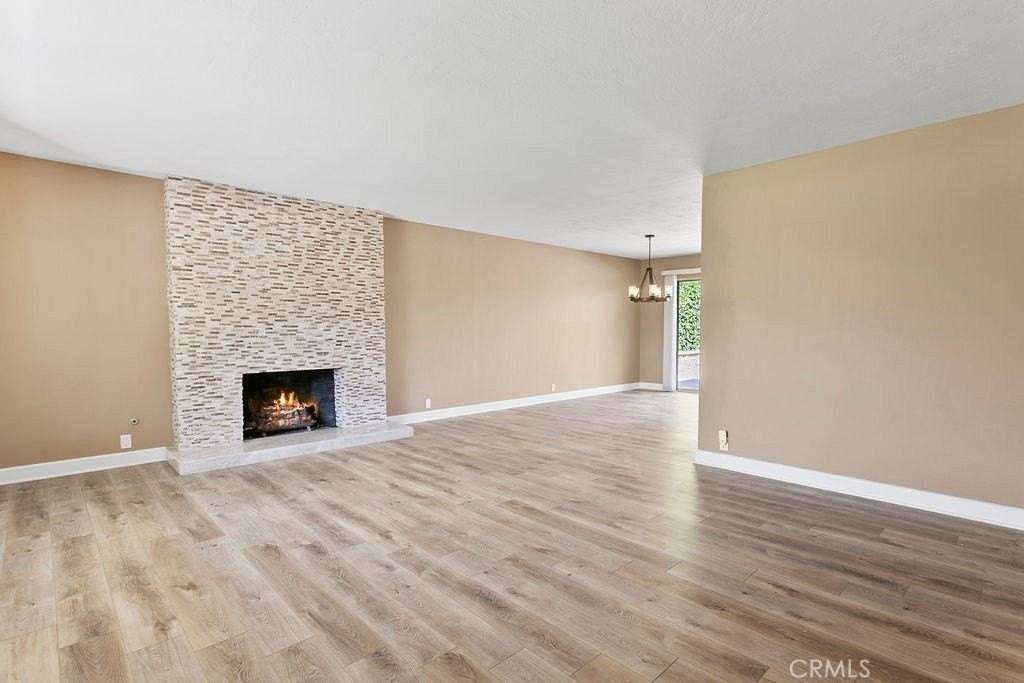 24722 Pallas Way - Photo 7 of 33