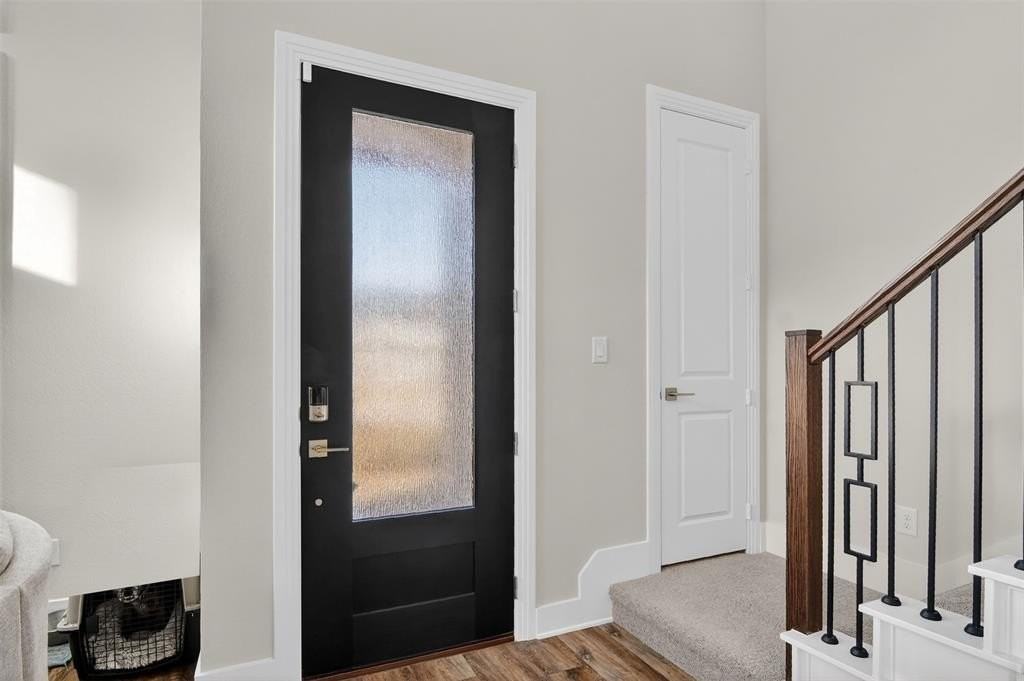 14521 Walsh Ave - Photo 4 of 35