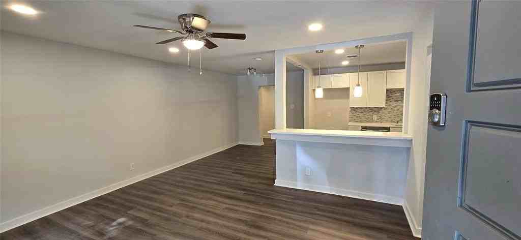 2021 Costa Mesa Dr - Photo 2 of 22