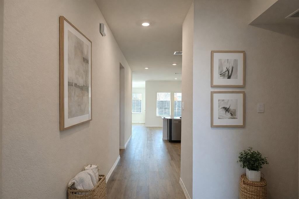 1324 Stuarts Forest Dr - Photo 3 of 27