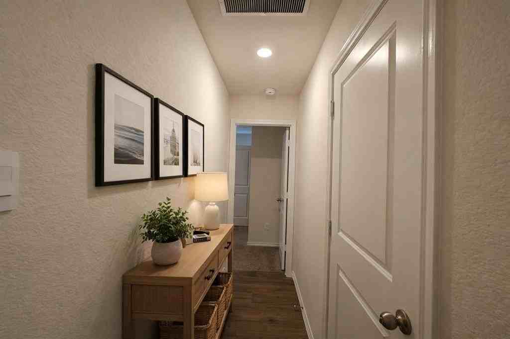 1324 Stuarts Forest Dr - Photo 5 of 27