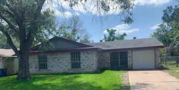 featured image of 679 Edgeglen Dr