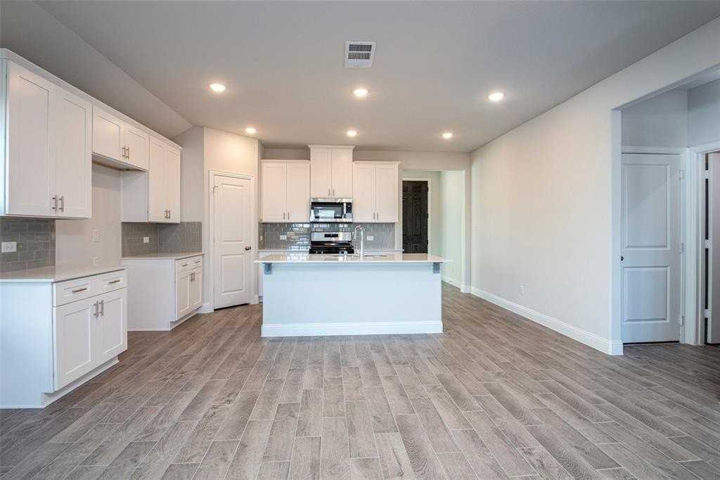 729 Rusty Spurs Pl - Photo 5 of 19