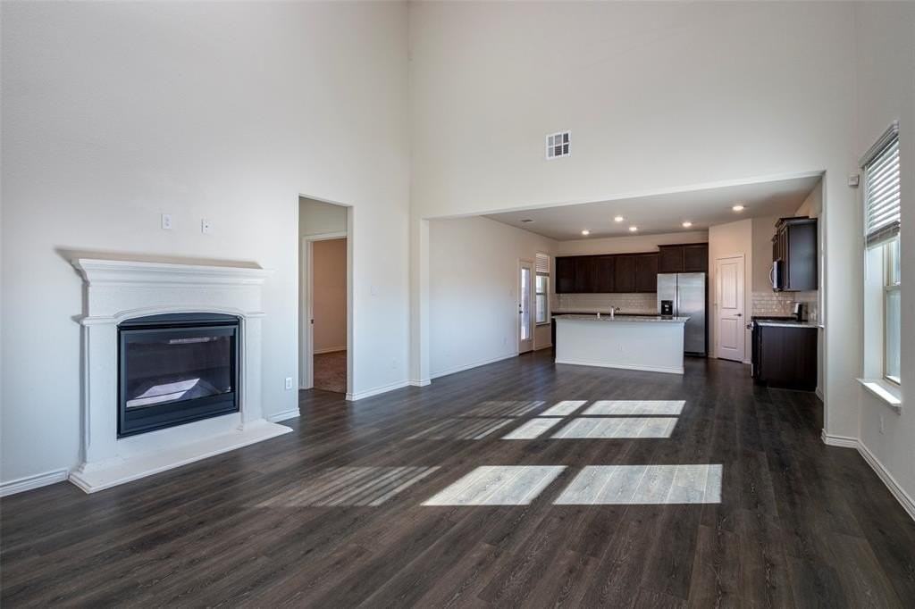 7500 Continental Dr - Photo 3 of 25