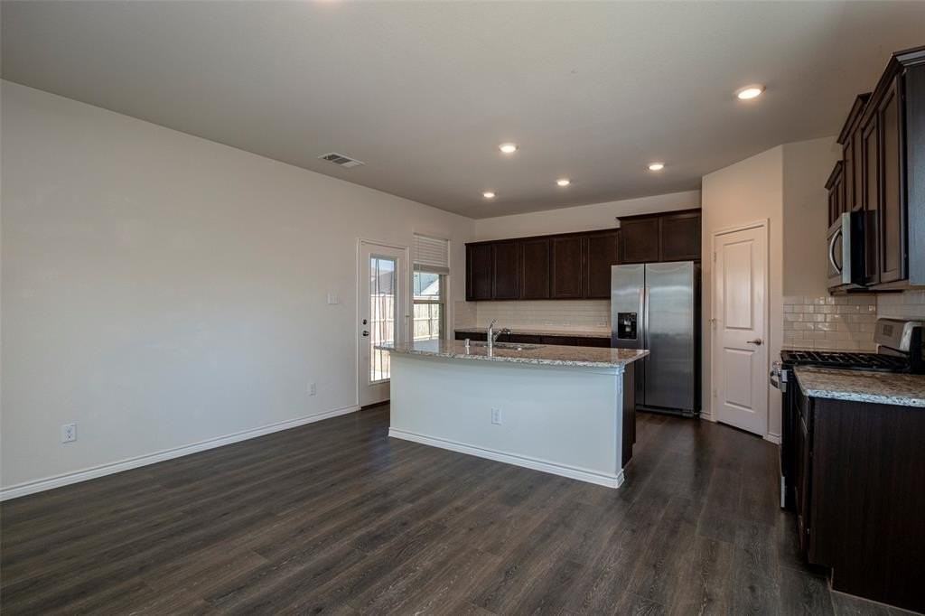 7500 Continental Dr - Photo 4 of 25