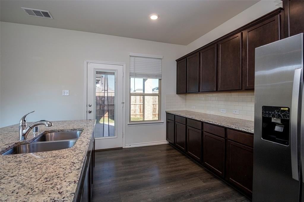 7500 Continental Dr - Photo 6 of 25