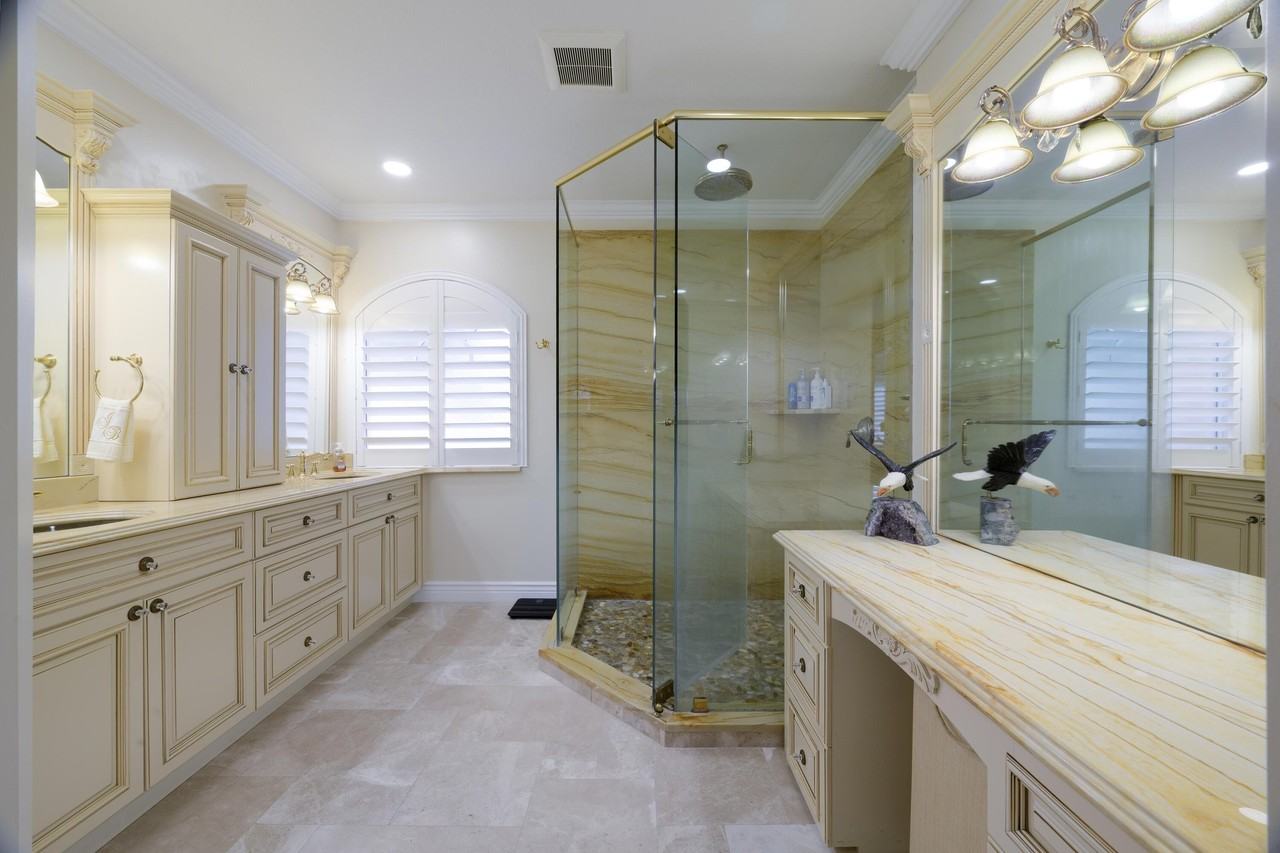 7150 Ivy Crossing Ln - Photo 6 of 31