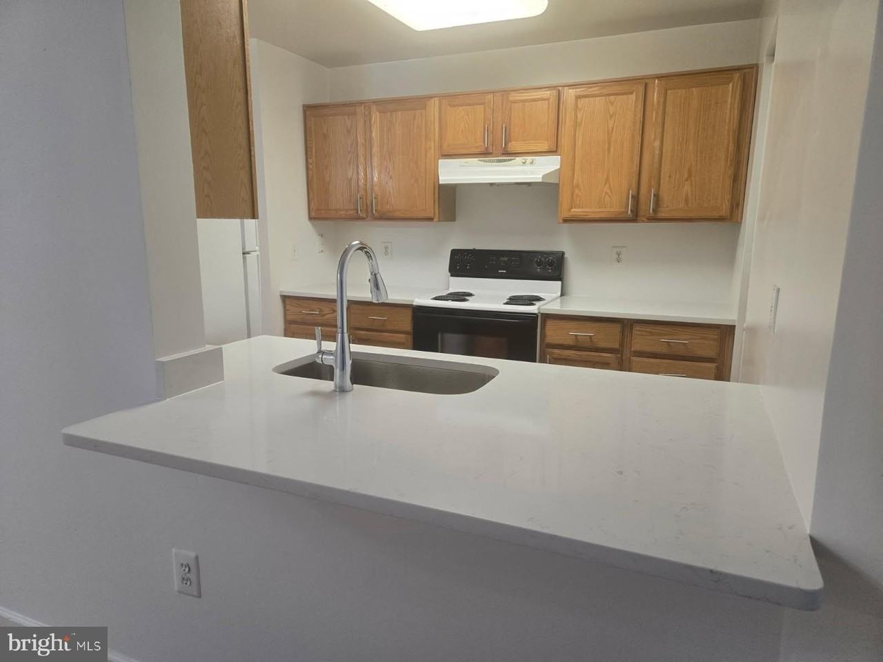 7516 Snowpea Ct Unit H - Photo 7 of 25